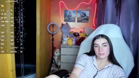 Snapshot of miss_tasy chatting on 09-15-25, 11:10 Melanie January 15th is my birthday there will be an interesting show online show from 09-15-25, 11:10