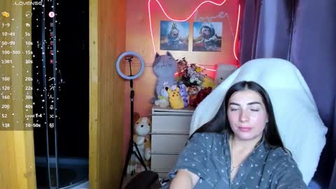 Snapshot of miss_tasy chatting on 09-27-25, 08:41 Melanie January 15th is my birthday there will be an interesting show online show from 09-27-25, 08:41