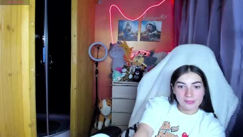 Snapshot of miss_tasy chatting on 05-19-26, 10:43 Melanie January 15th is my birthday there will be an interesting show online show from 05-19-26, 10:43