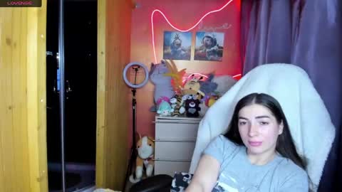 Snapshot of miss_tasy chatting on 05-26-26, 05:09 Melanie January 15th is my birthday there will be an interesting show online show from 05-26-26, 05:09