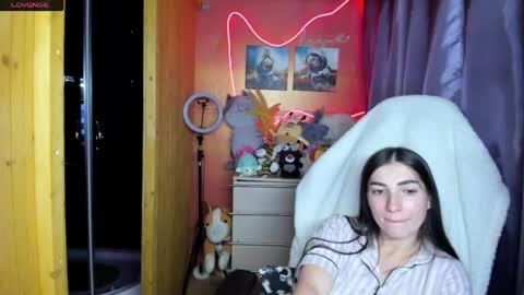 Snapshot of miss_tasy chatting on 06-02-26, 02:52 Melanie January 15th is my birthday there will be an interesting show online show from 06-02-26, 02:52