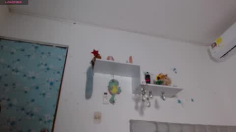 Snapshot of miss_valery2 chatting on 09-12-25, 01:17 hanna online show from 09-12-25, 01:17