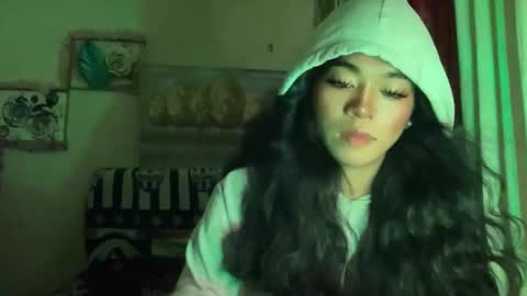 miss_veron_xoxo online show from 11-29-25, 06:11