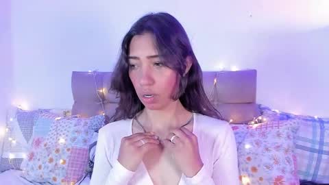 Miss Veronica online show from 02-17-25, 12:38