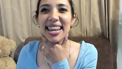 Snapshot of miss_veronica2 chatting on 03-24-26, 12:48 Miss Veronica online show from 03-24-26, 12:48