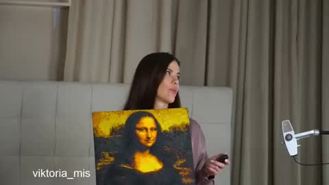 Miss Victoria online show from 03-03-25, 08:21