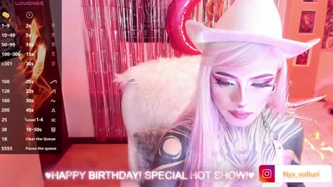 Miss volturi online show from 12-11-24, 02:19