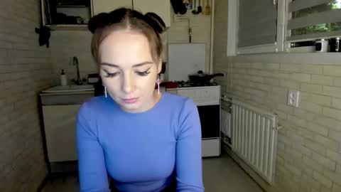 Snapshot of miss_you20 chatting on 09-27-25, 08:14 miss_you20 online show from 09-27-25, 08:14