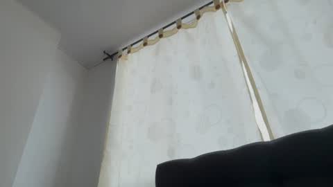 Snapshot of missalannahmm chatting on 07-16-26, 10:16 Alannah online show from 07-16-26, 10:16