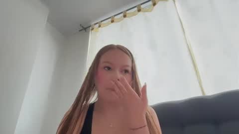 Snapshot of missalannahmm chatting on 07-17-26, 10:25 Alannah online show from 07-17-26, 10:25