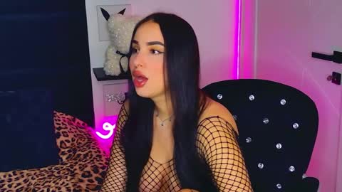 Amelia online show from 03-31-26, 04:51