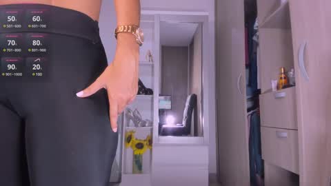 Ameliahs online show from 03-04-25, 12:01