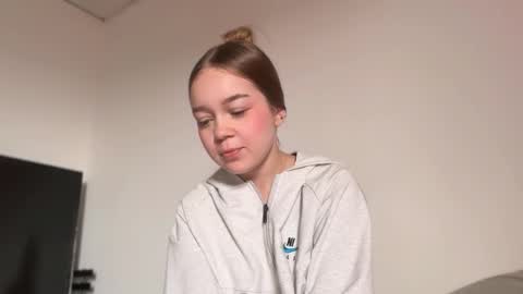 Ameliahs online show from 10-03-25, 03:31