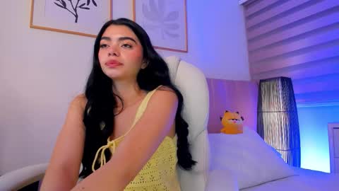 Ariadna Ruiz online show from 03-12-26, 12:00