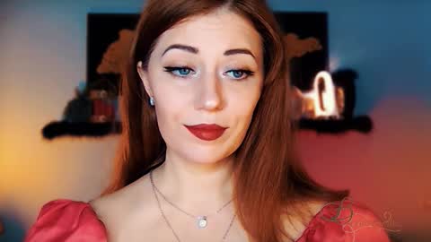 Snapshot of missbeverlymills chatting on 11-20-25, 04:23 The divine Beverly online show from 11-20-25, 04:23