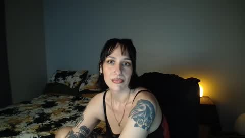 Snapshot of misscarmilla444 chatting on 11-19-25, 03:06 MissCarmilla444 online show from 11-19-25, 03:06