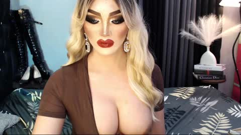 Snapshot of misschannel4sub chatting on 03-02-25, 12:22 PRIESTESS CHANNEL online show from 03-02-25, 12:22