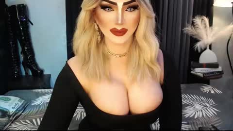 Snapshot of misschannel4sub chatting on 12-05-25, 06:59 PRIESTESS CHANNEL online show from 12-05-25, 06:59