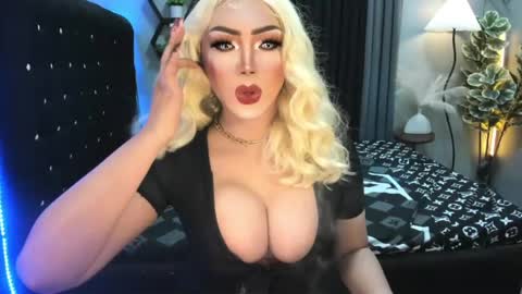 Snapshot of misschannel4sub chatting on 06-07-26, 04:00 PRIESTESS CHANNEL online show from 06-07-26, 04:00
