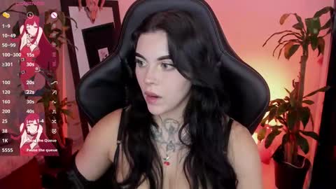 Snapshot of misscharlottte_18 chatting on 02-14-26, 03:03 Missy Charlottte. Hey remember to give me a thumbs up ty online show from 02-14-26, 03:03