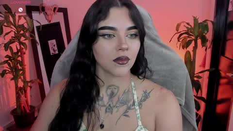 Missy Charlottte.  Hey remember to give me a thumbs up ty online show from 04-09-26, 05:18