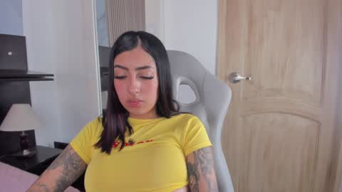 misscheelsee_as online show from 01-10-25, 06:17
