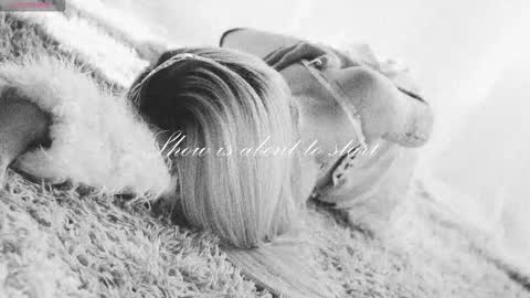 Chloe freelance model Please your thumbs up are important  online show from 11-13-25, 11:36