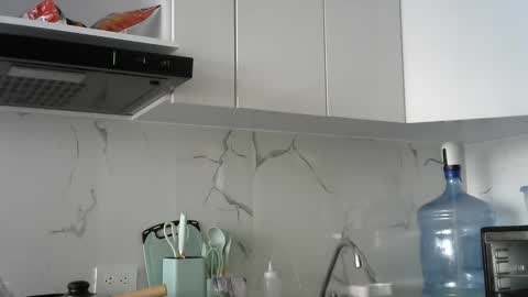 melodie  online show from 12-20-24, 06:35