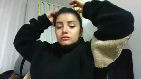 melodie  online show from 02-10-25, 01:24