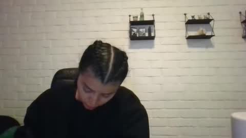 Snapshot of misselii chatting on 01-07-26, 01:52 melodie online show from 01-07-26, 01:52