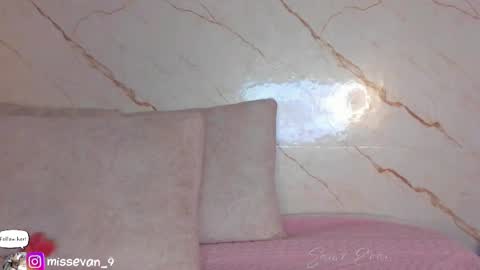 Sami Evan online show from 04-08-26, 01:55