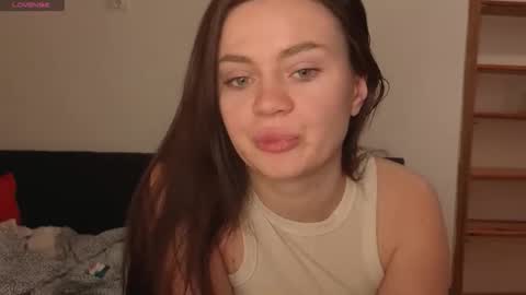 Snapshot of missevax_ chatting on 02-04-26, 12:27 Eva online show from 02-04-26, 12:27