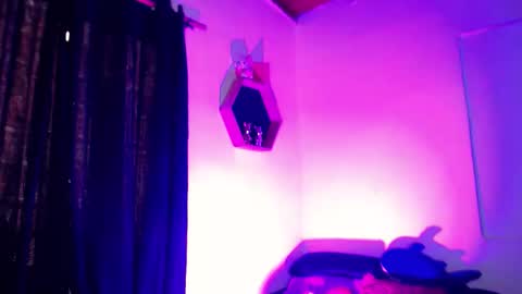 Snapshot of missfer_bigdick chatting on 03-16-26, 06:34 Fer online show from 03-16-26, 06:34