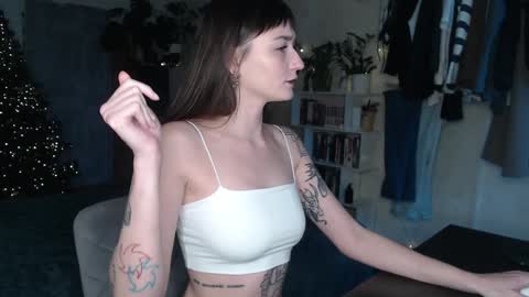 missfiti online show from 12-21-24, 11:44