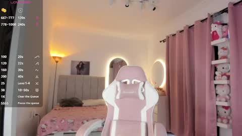 Snapshot of missgissel chatting on 06-01-26, 01:57 Gisell Gigi online show from 06-01-26, 01:57