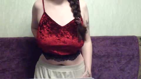 Snapshot of missis_mona chatting on 06-04-26, 12:05 missis mona online show from 06-04-26, 12:05