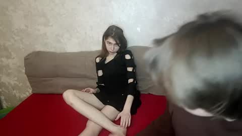 Ashley and Alex online show from 03-29-26, 09:37