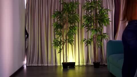 misskiarra online show from 02-19-25, 11:49