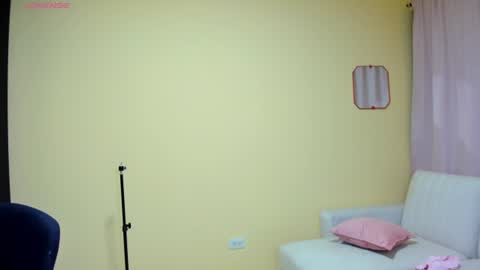 Snapshot of misskima chatting on 06-22-26, 03:25 Kimberly Alejandra online show from 06-22-26, 03:25