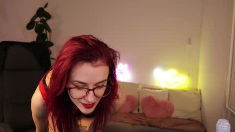 Snapshot of misslanaxx chatting on 12-05-25, 07:43 MissLanaX online show from 12-05-25, 07:43