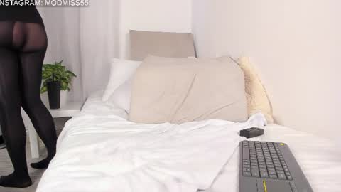 Snapshot of misslindadiaomond chatting on 07-28-26, 04:39 Linda online show from 07-28-26, 04:39