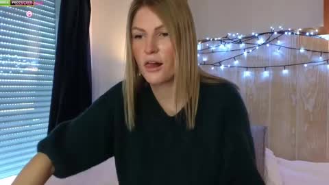 Snapshot of misslucci chatting on 12-27-24, 08:56 Misslucci online show from 12-27-24, 08:56