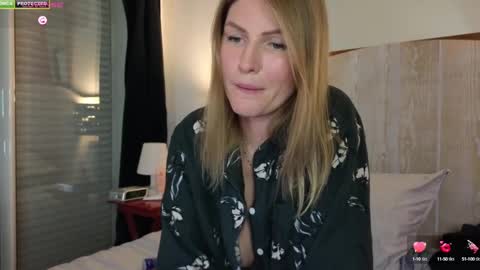 Snapshot of misslucci chatting on 02-17-25, 05:53 Misslucci online show from 02-17-25, 05:53