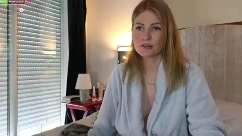 Snapshot of misslucci chatting on 02-21-25, 09:34 Misslucci online show from 02-21-25, 09:34