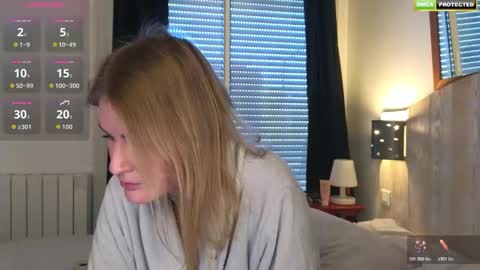 Snapshot of misslucci chatting on 11-19-25, 09:42 Misslucci online show from 11-19-25, 09:42