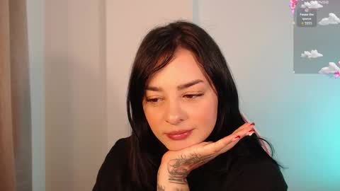 Snapshot of missmariana_ chatting on 10-18-25, 12:13 missmariana_ online show from 10-18-25, 12:13