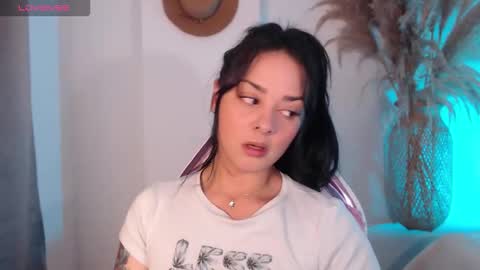 Snapshot of missmariana_ chatting on 11-09-25, 12:09 missmariana_ online show from 11-09-25, 12:09