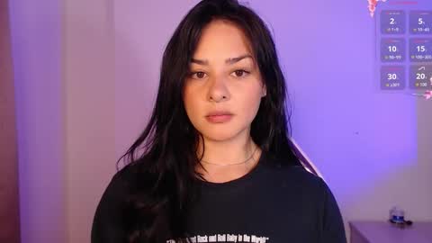 Snapshot of missmariana_ chatting on 12-14-25, 12:16 missmariana_ online show from 12-14-25, 12:16