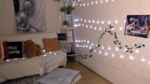 Li  online show from 09-25-25, 01:48