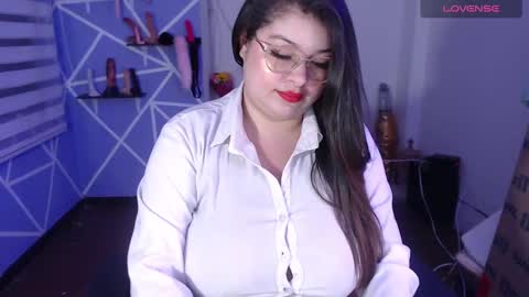 Miia online show from 12-18-24, 03:55